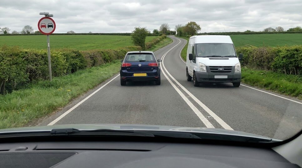 double white line road mark UK